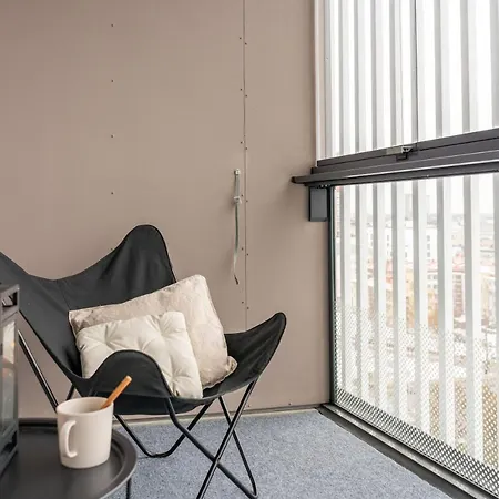 11th Floor With Balcony Oulu